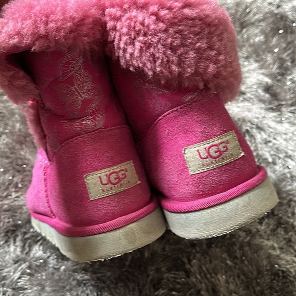 Pink Ugg boots - Picture 5 of 7